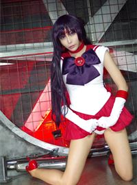 (コスプレ) (C94) [レオンパン (泉れおな)] RED MEIDEN (美少女戦士セーラームーン)(46)